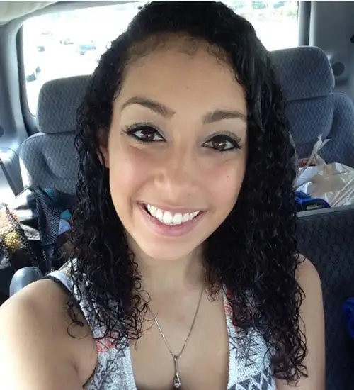 I’m Meryam, and I’ll be happy to help!